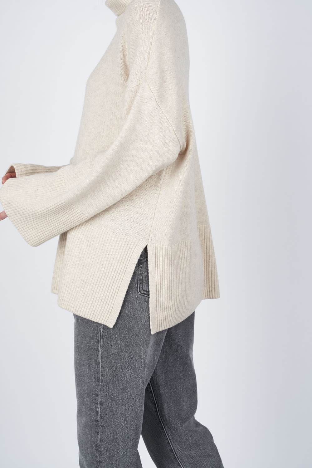 Della Sweater - Warm Beige
