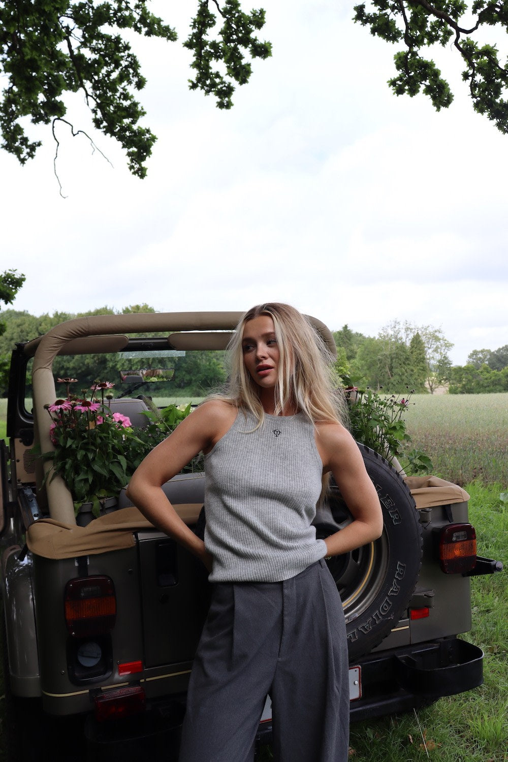 Callie Top - Light Grey