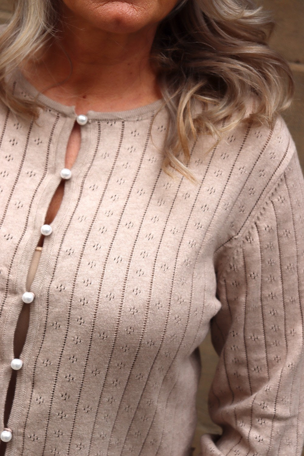 Gwen Cardigan - Biscuit