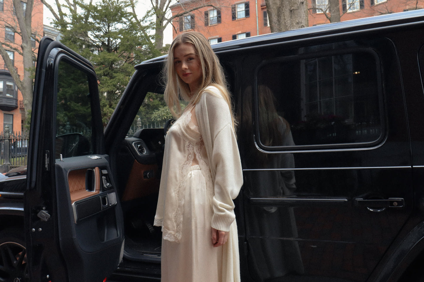 Rose Cardigan - Off White
