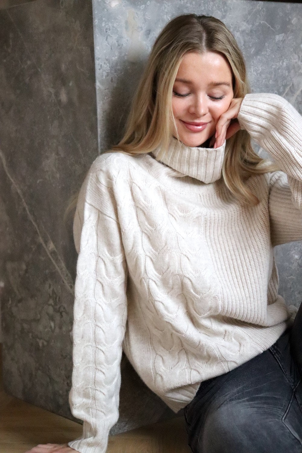 Ariana Sweater - Warm Beige