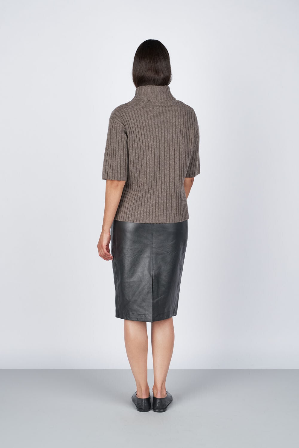 Irina T-Shirt - Brownstone