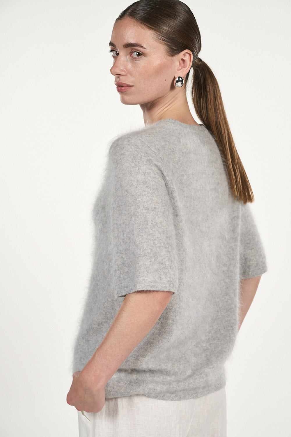 Izzie T-Shirt - Soft Grey