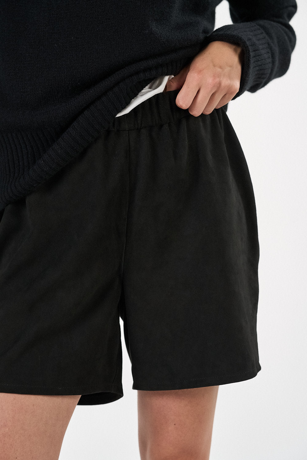 Norma Shorts - Black