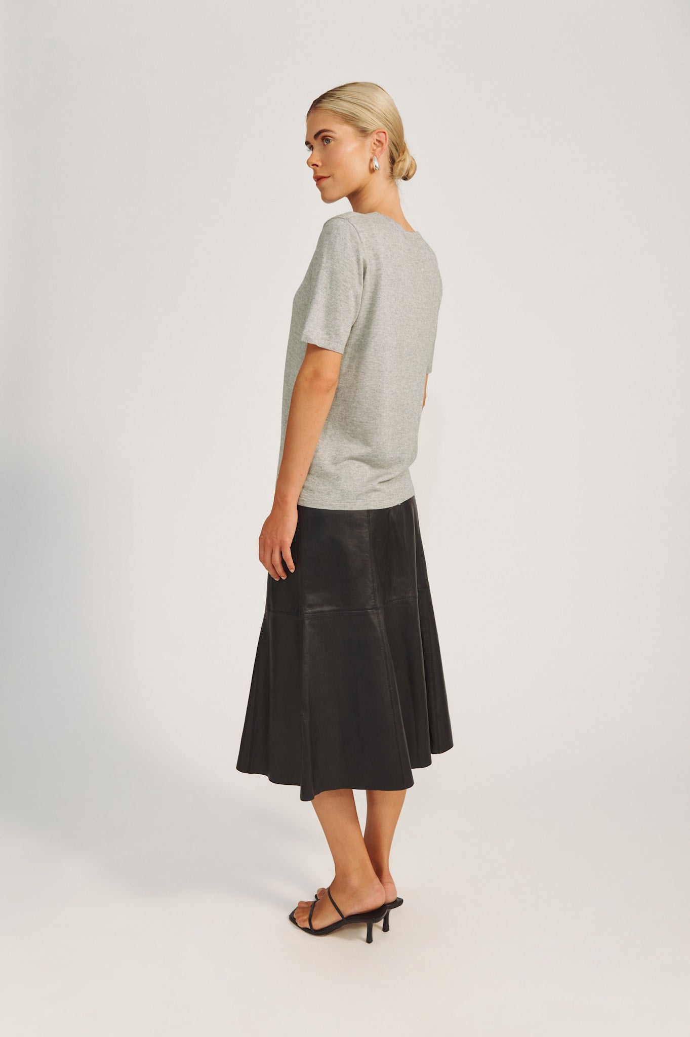 Petra T-Shirt - Grey