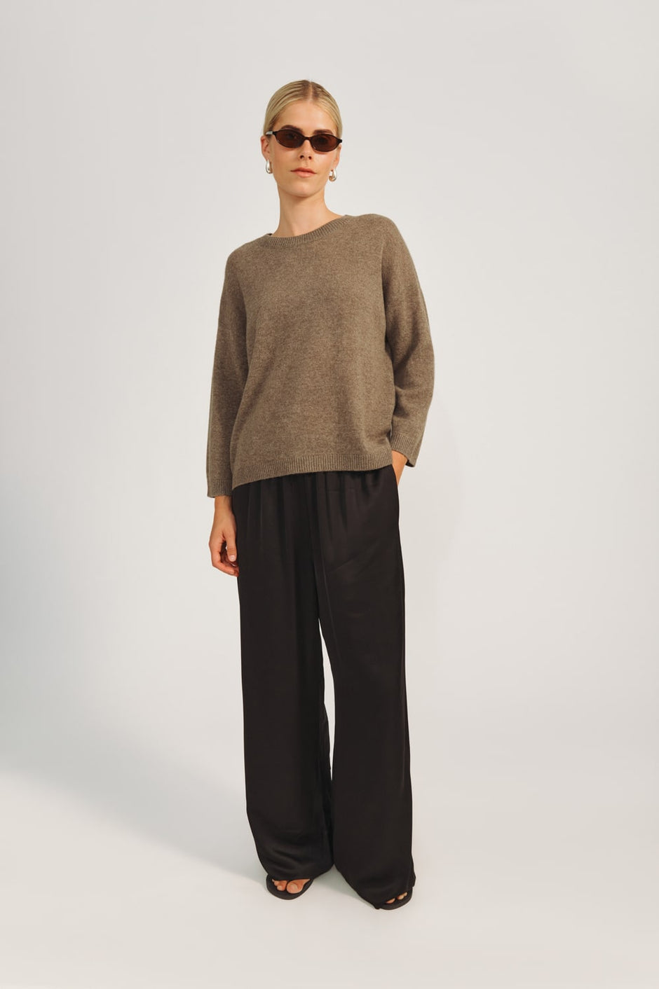 Savannah Blouse - Brownstone