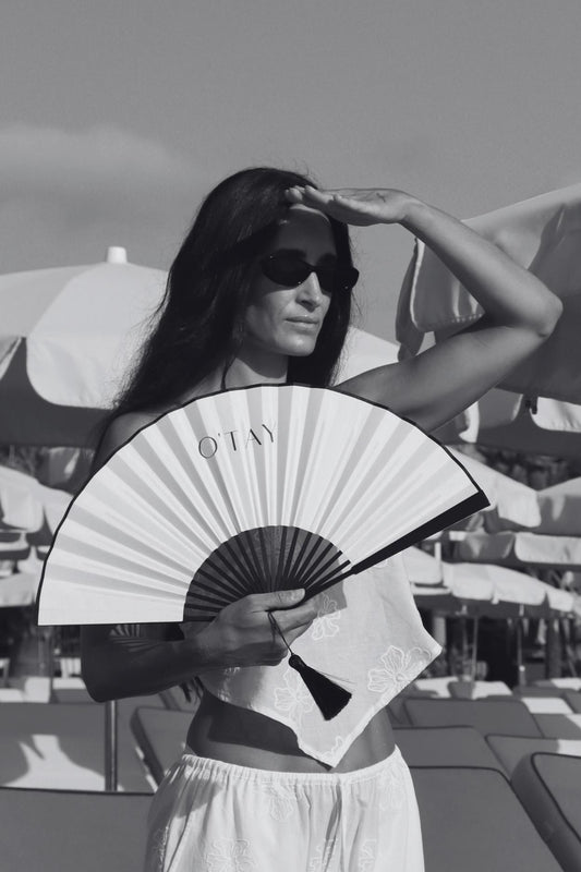 O`TAY Fan - Black/White