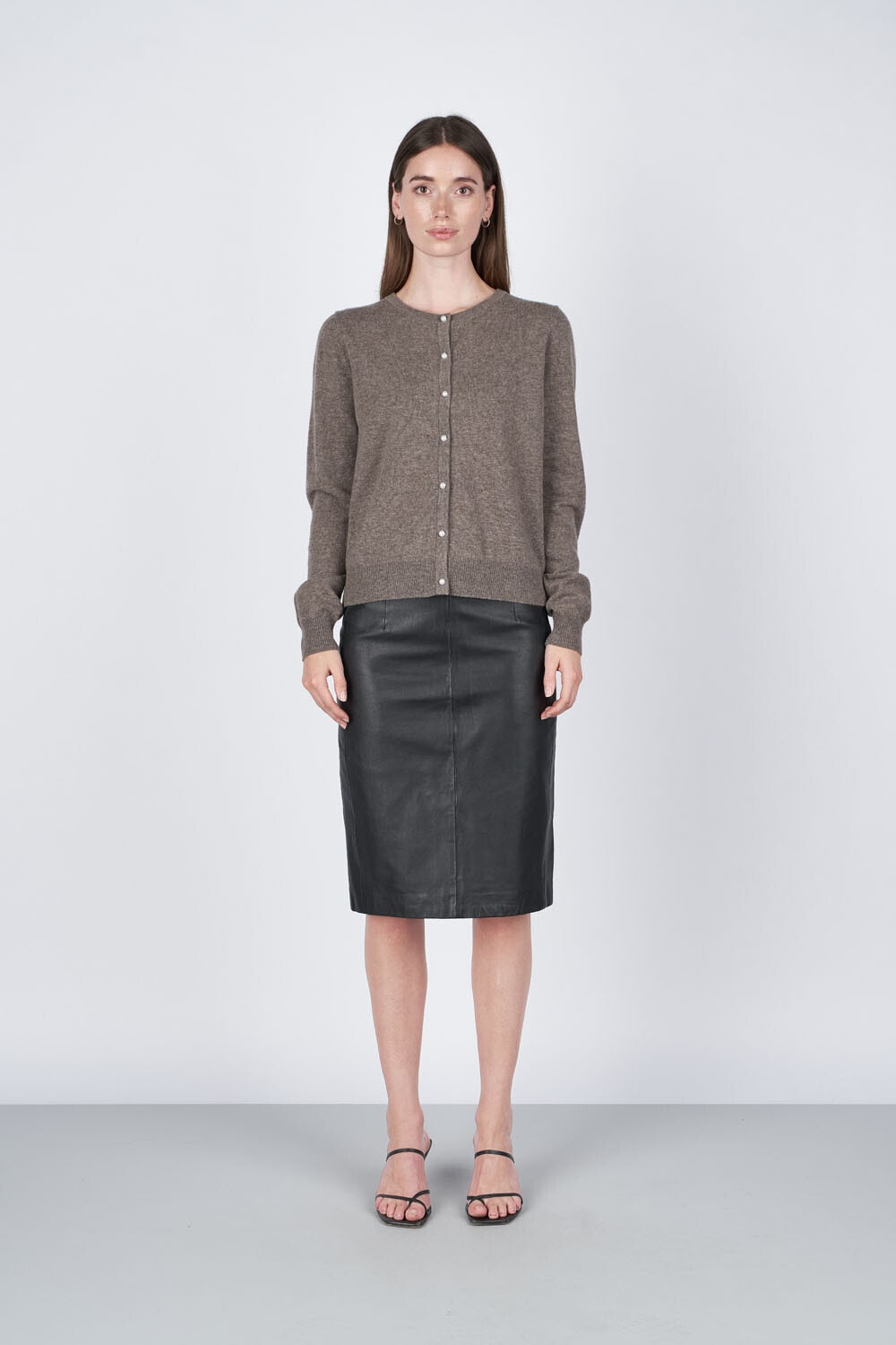 Victoria Cardigan - Brownstone