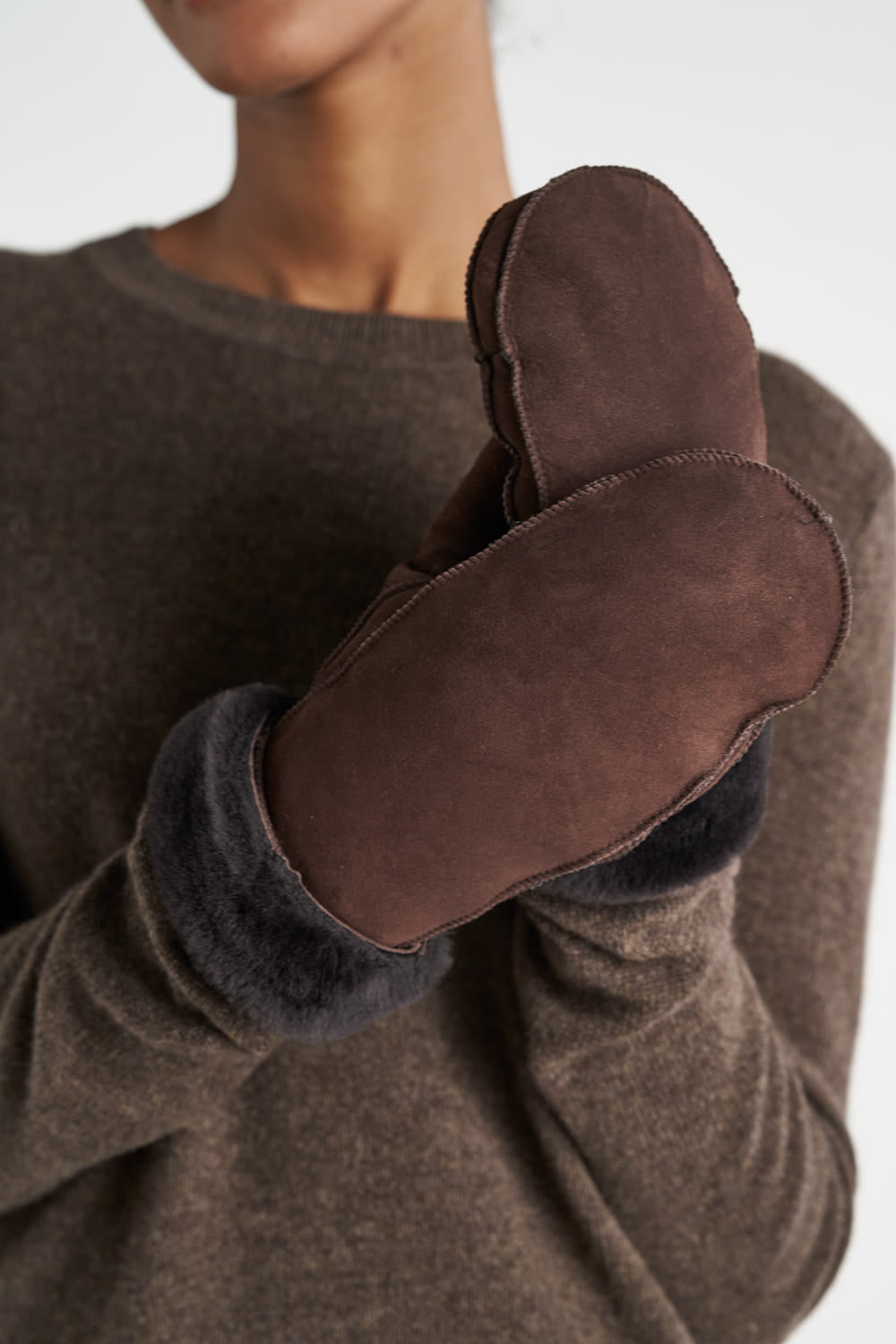 Jade Mittens - Choco